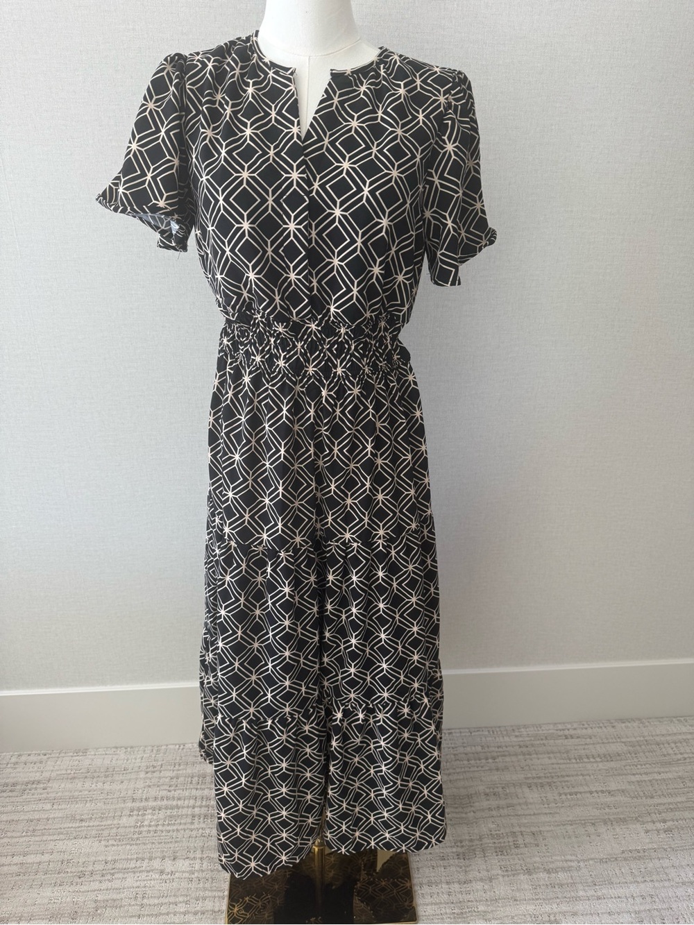 Black Geometric Print Maxi Dress with Smocked Waist